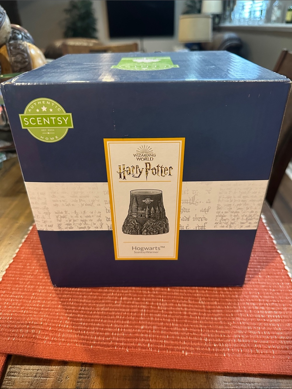 Scentsy Hogwarts Harry Potter Warmer - Navy Blue